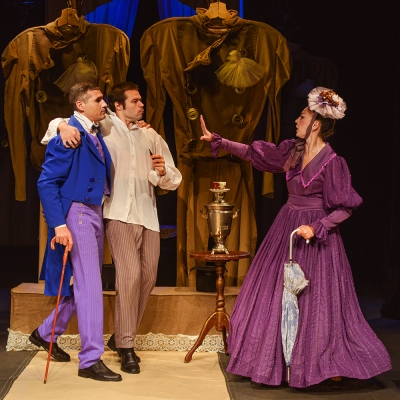 Михаил Васюков в роли Подколесина (спектакль «Женитьба»)